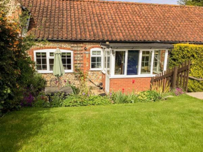 Pebble Cottage, Holt